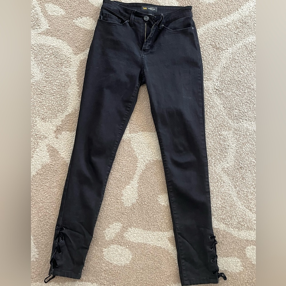Lee slim fit skinny leg mid rise sculpting jeans